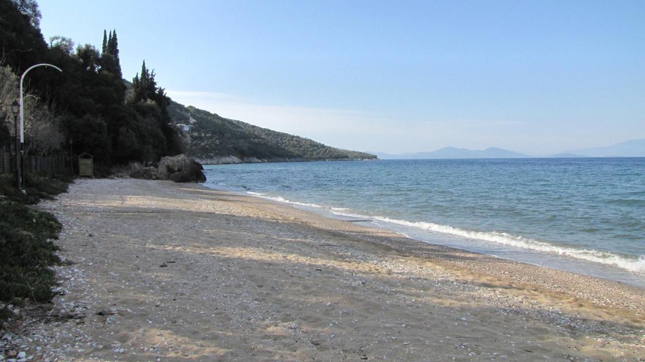 Razi Beach Lefokastro Exteriör bild