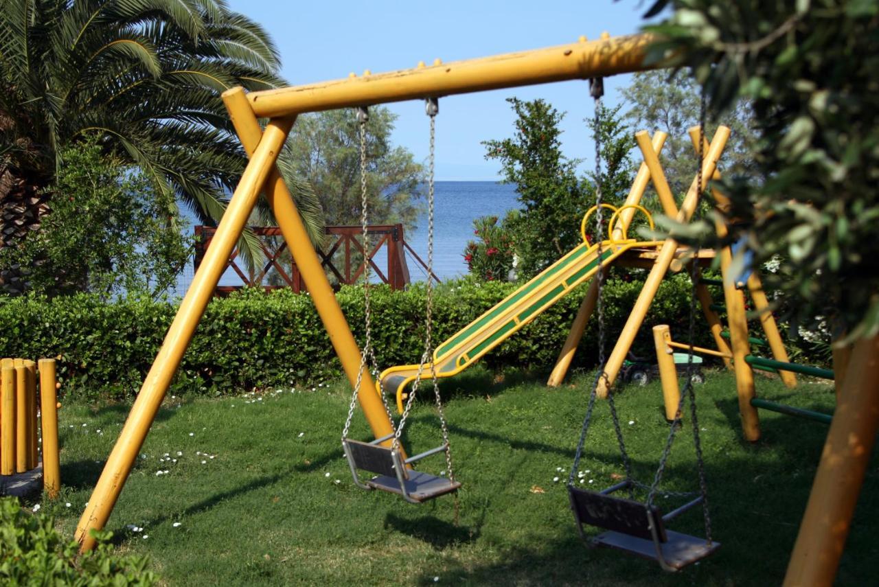 Razi Beach Lefokastro Rum bild